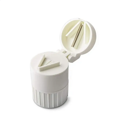 4-in-1 Pill Cutter, Crusher & Storage Box – Portable Medicine Organizer Compact 4-in-1 pill cutter, crusher, grinder, and storage container—ideal for easy medication management at home or on the go.